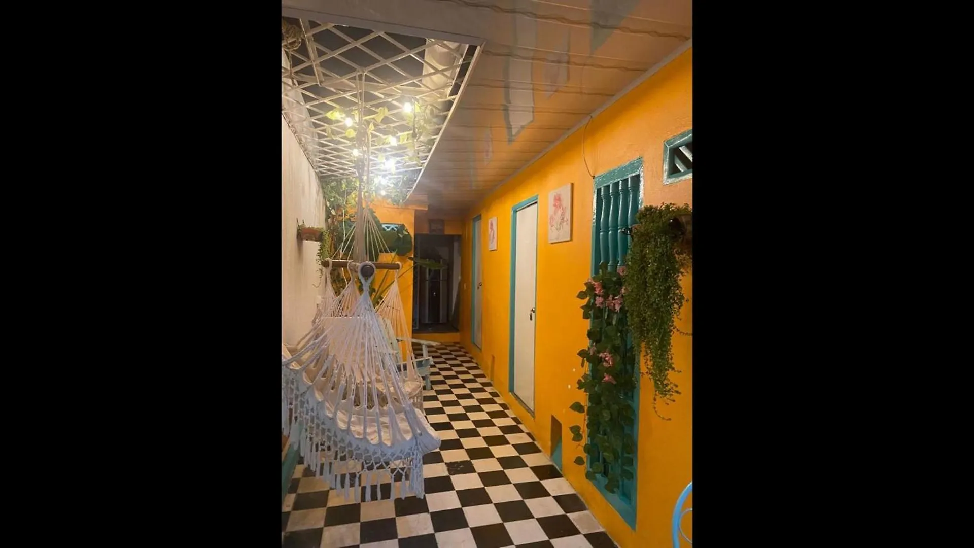 4Cr-1M 4 Bedroom House In Getsemani With Air Conditioning And Wifi Cartagena Holiday home